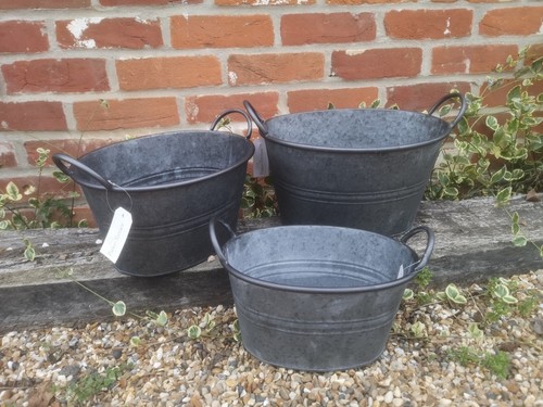 Vintage oval style grey - grey, zinc