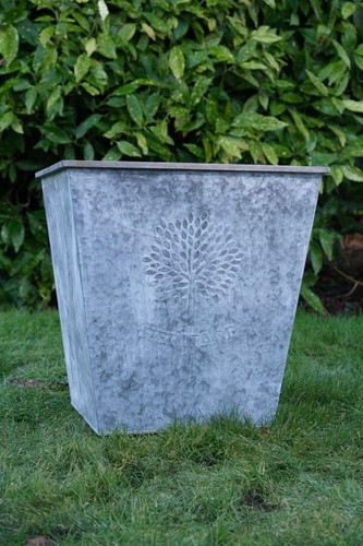 Medium zinc square - zinc, planter